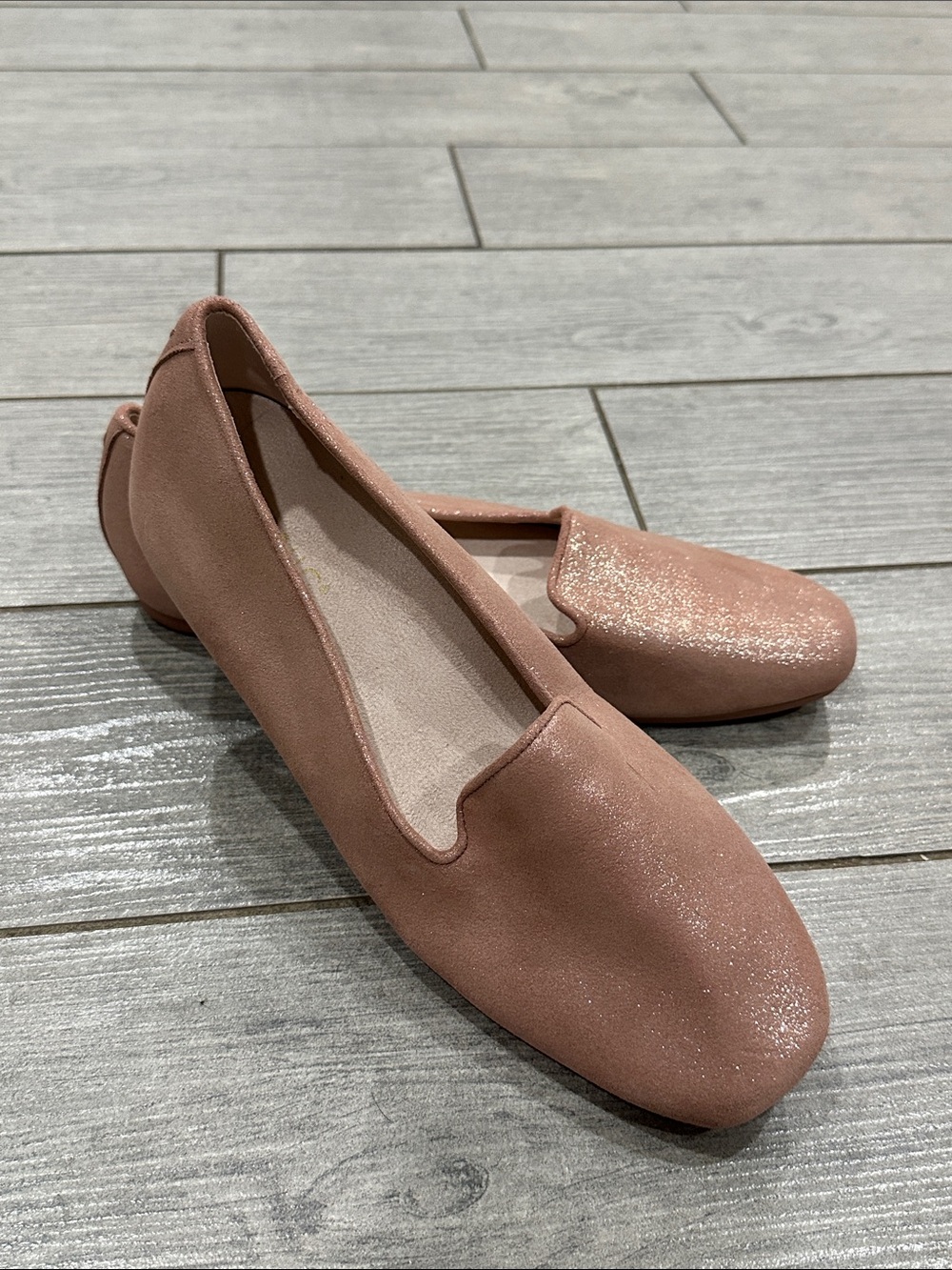 Vionic Coral Venetian Suede Loafers New! - Picture 6 of 7